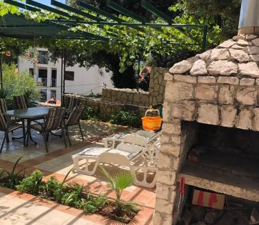 Zivogosce Apartment | Apartments Mila - Mala Duba