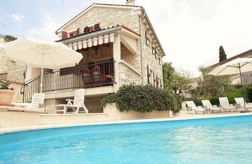 Burici House | Apartments Miriam Holiday Home 4283-2 for 4 Pers. in Burici