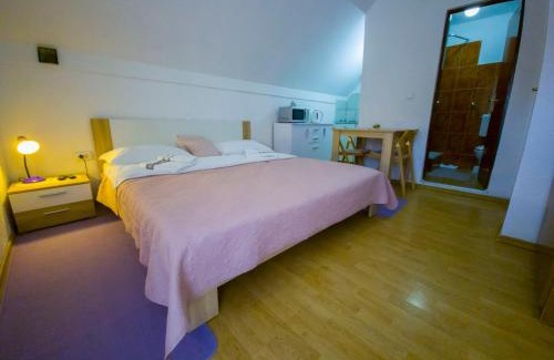 Smoljanac Apartment | Apartments Nena