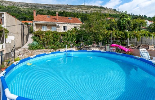 Gornji Kono Apartment | Apartments Nicol - Two-Bedroom Apartment with Balcony and Sea View