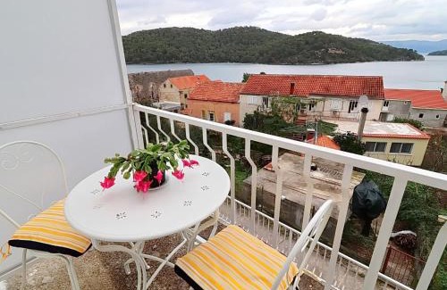 Polace Apartment | Apartments Nodilo - Comfort One Bedroom Apartment with Balcony and Sea View Apt 3