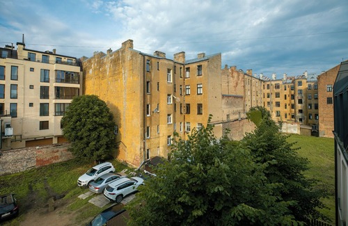 Maskavas Forstate Apartment | Apartments of Vilhelm. Free parking. Apartment by Daugavas promenade.