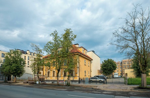 Maskavas Forstate Apartment | Apartments of Vilhelm. Free parking. Apartment by Daugavas promenade.