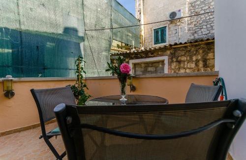Trogir Apartment | Apartments Old Town