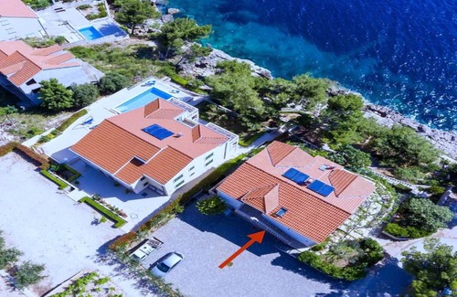 Orebic Apartment | Apartments Plavac Mali- Three Bedroom Apartment with Terrace and Sea View