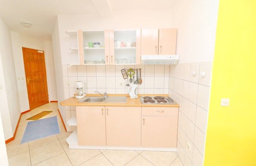 Orebic Apartment | Apartments Plavac Mali- One Bedroom Apartment with Balcony and Sea View