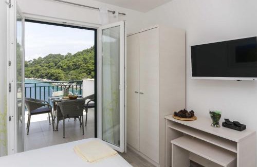 Saplunara Apartment | Apartments Posta - Superior One-Bedroom Apartment with Terrace and Sea View - Apartman 7