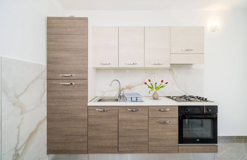 Kupari Apartment | Apartments & Rooms Barišić - Standard One-Bedroom Apartment with Balcony and Garden View