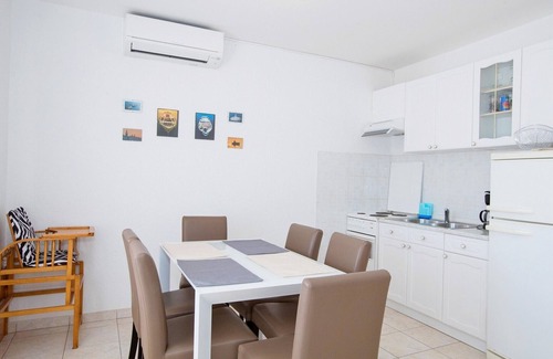 Lopar Apartment | Apartments Sanjin, (13692), Lopar, hr