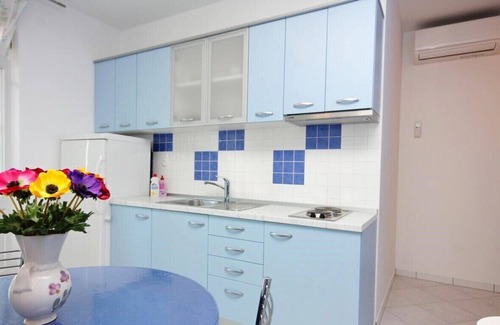 Selca Apartment | Apartments Tončica, (14167), Selca, hr