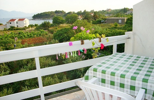 Sucuraj Apartment | Apartments Vice, (11654), Sućuraj, Croatia