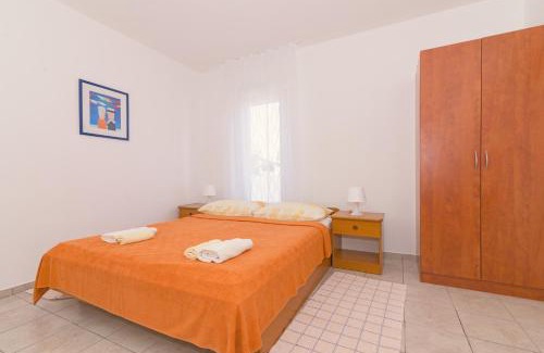 Pirovac Apartment | Apartments Villa Šeni