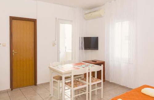 Pirovac Apartment | Apartments Villa Šeni