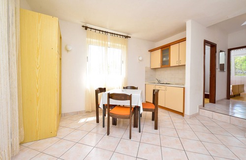 Kukljica Apartment | Apartments Villa Ana (20601-A1) - Kukljica