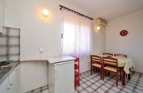 Kukljica Apartment | Apartments Villa Ana (20601-A6) - Kukljica