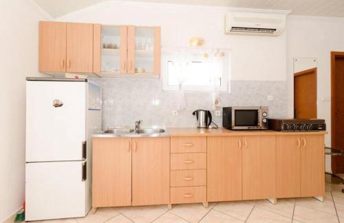 Trpanj Apartment | Apartments Villa Nikol - Comfort Two Bedroom Apartment with Sea View APT 3