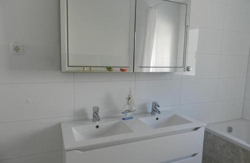 Baska Voda Apartment | Apartments with parking space Baska Voda, Makarska - 15214