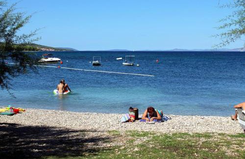 Sutivan Apartment | Apartments with parking space Sutivan, Brac - 5654