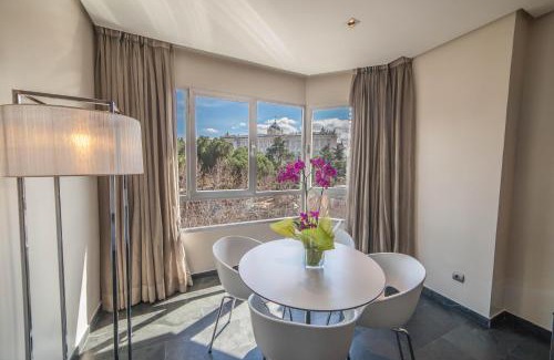 Moncloa-Aravaca Apartment | Apartosuites Jardines de Sabatini