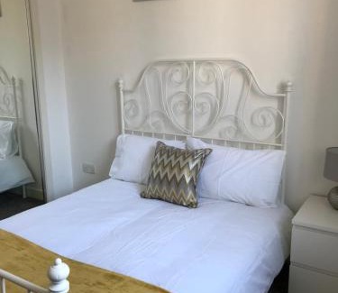 City Centre Glasgow Apartment | Apex Variety Gate Apartment