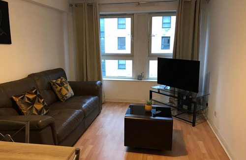 Tradeston Apartment | Apex Wallace St Apartment