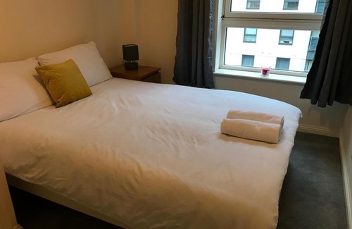 Tradeston Apartment | Apex Wallace St Apartment