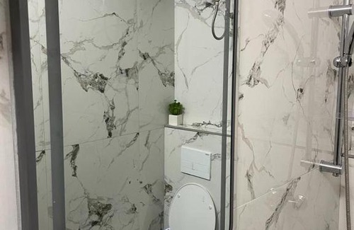 Korce Apartment | APIS Juliette Ap private garden