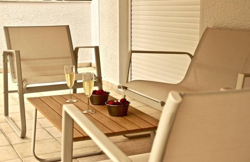 Plaka Apartment | Apollo & Nike 1952-2025nStylish 2-Bedroom apartment next to Syndagma Square