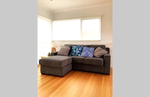 Apollo Bay House | Apollo Ocean Blue ~ Oceanview ~Wifi ~Pet Friendly