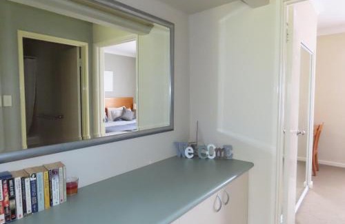 Halls Head Apartment | Apollo Quays Apartment
