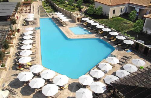 Xi Hotel | Apollonion Asterias Resort and Spa