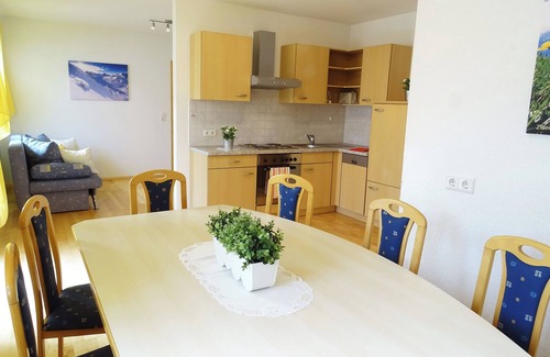 Hippach Apartment | "App 5 persons" in the Apartment House Alpenjuwel near Ski Resorts