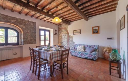 Montecatini Val di Cecina Apartment | App, Franco