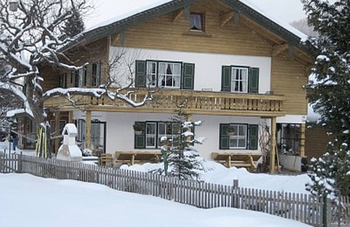 Ruhpolding Apartment | App. Reifelberg , Küche, Kachelofen, 1 Wohn-/schlafzimmer, Wlan, max 2 Personen