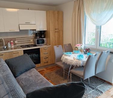 Klanfari Apartment | App Tony