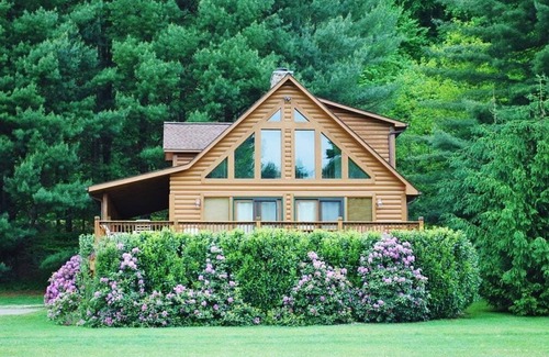 West Jefferson Cabin | Appalachian Mist - West Jefferson, NC