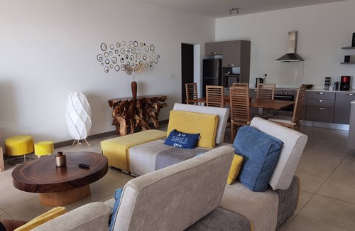 Black River Apartment | Apparently by the sea.