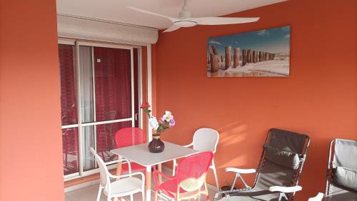Pointe de la verdure Apartment | Appart élégant - Wifi, Parking & Plage à pied, Proche du centre-ville du Gosier