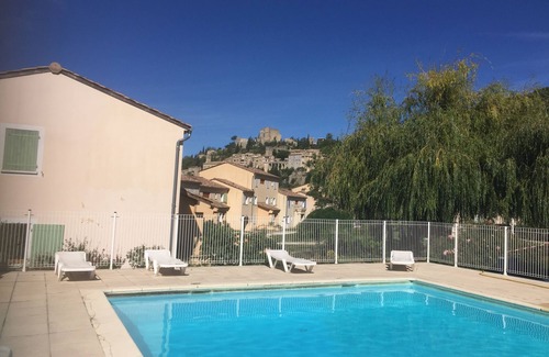 Montbrun-les-Bains Apartment | Appart 6 Pers Piscine Drome Provençale