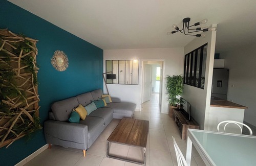 Collioure Apartment | appart. 6p, sea view, air-conditioning, private parking, swimming pool, close to beaches and shops