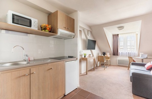 Reims City Centre Apartment | Appart'City Confort Reims Centre