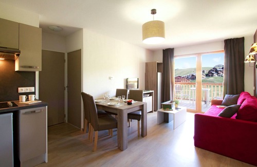 Plagne Villages Condo | Appart de Montagne + Wi-Fi Gratuit + Accès Piscine