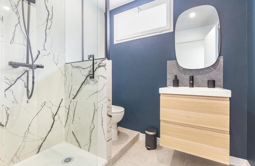Aguado Apartment | Appart'Hôtel Flowery Green - 5 Chambres - Evry
