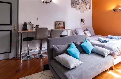 Gare-Jouvenet Apartment | Appart'Hôtel Le Bouquet