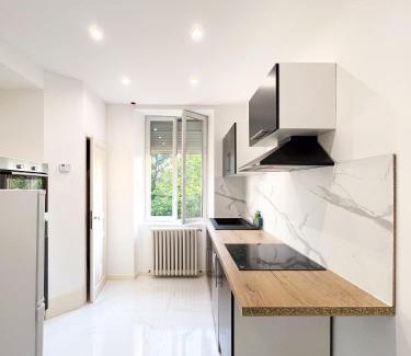 Belfort Apartment | Appart'Hôtel Le Jaurès - Jardin privé et Netflix
