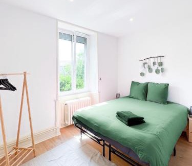 Belfort Apartment | Appart'Hôtel Le Jaurès - Jardin privé et Netflix