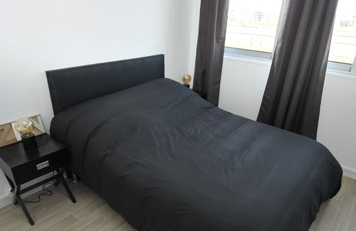 Centre Ville Rive Gauche Apartment | ★ Appart'HomeCity | Rouen Vue Cathédrale ★ 1-6 sleeps ★ Parking ★ Fiber Wifi ★ Netflix
