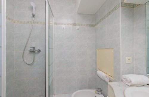 Menton Apartment | Appart lumineux et bien équipé en centre-ville