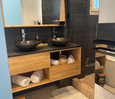 La Faviere Apartment | appart spa et mer