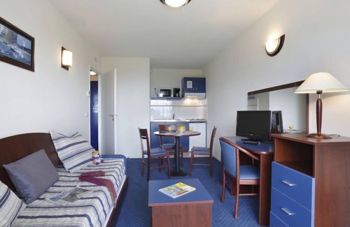 Pyrenees 2000 Apartment | Appart Vacances Pyrénées 2000 by Interhome